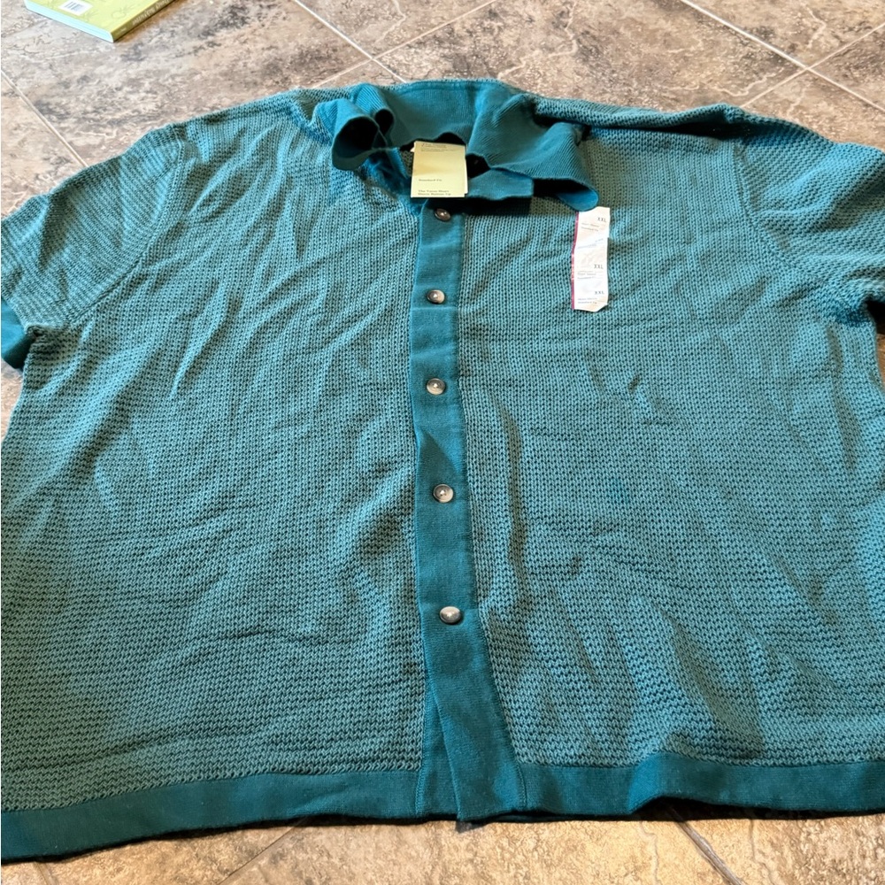 🍡Green knit Button-Up shirt